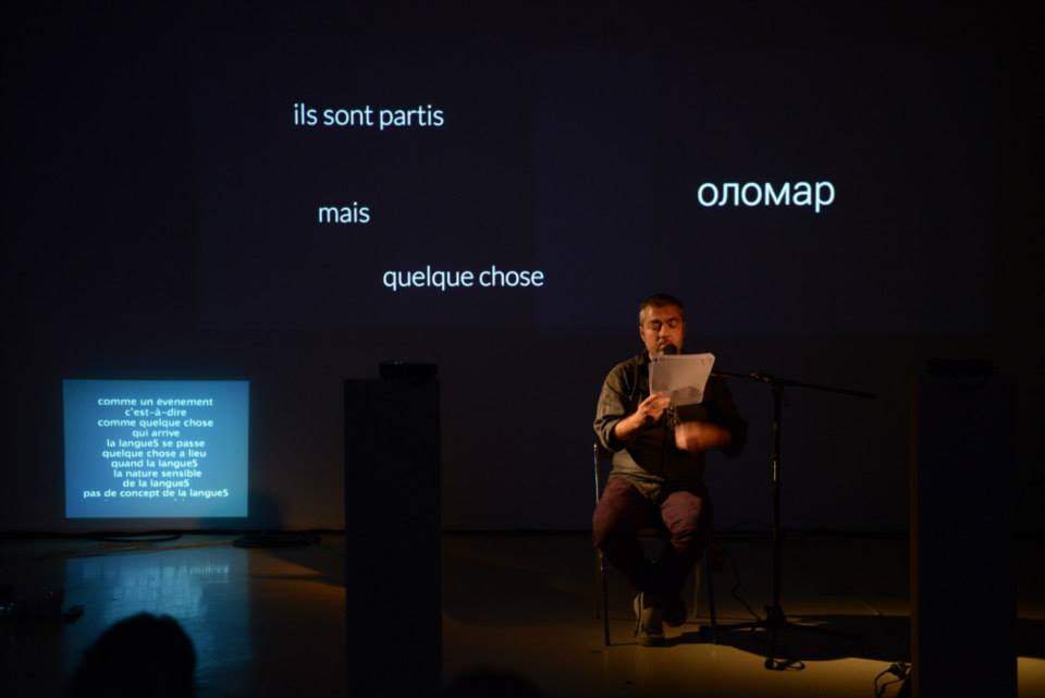 Frédéric Dumond, Glossolalie